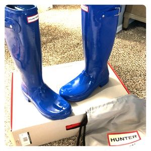 Size 10 brand new never worn Hunter boots